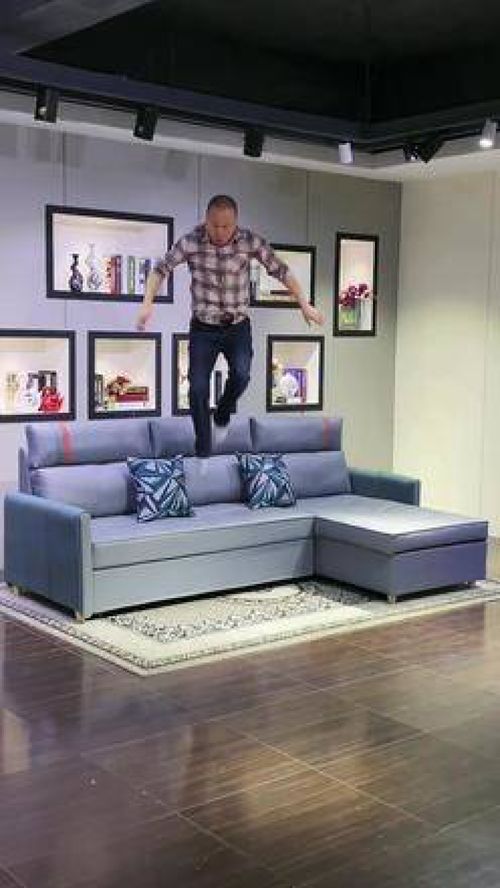 佛山家具新革命 蹦跳大叔沙發(fā)床，讓臨時(shí)留宿不再是難題